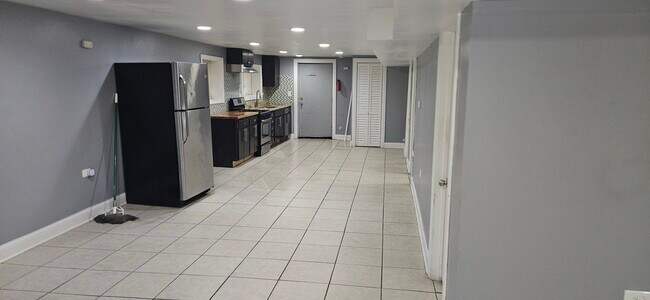 Foto del edificio - 7025 S Chappel Ave