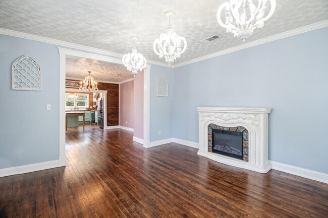 Building Photo - 228 Commerce St