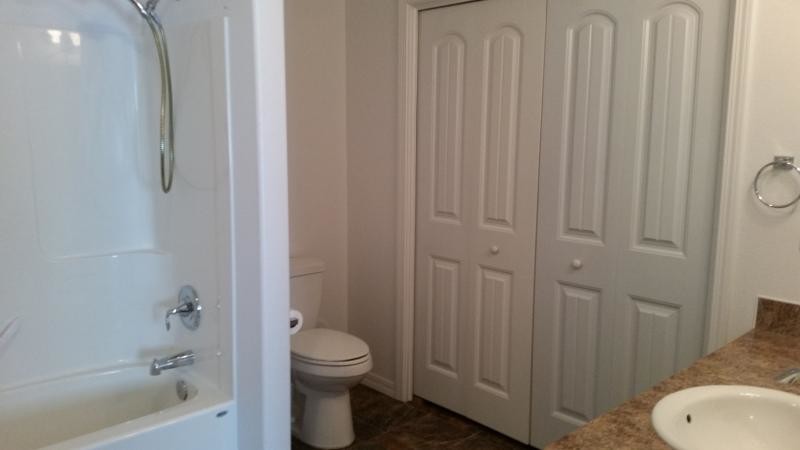 Building Photo - 2850 Hunters Loop Unit a