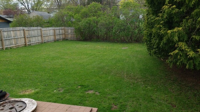 Building Photo - 2738 Shale Ledge Rd