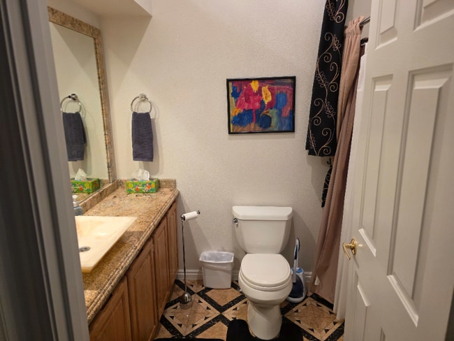 Building Photo - 4015 Wanda St