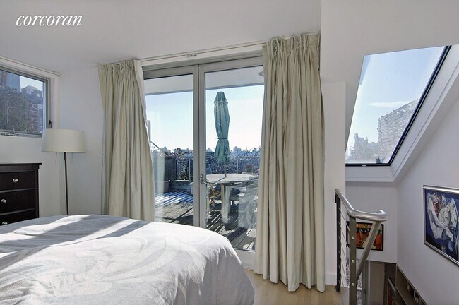 Foto del edificio - 518 E 11th St