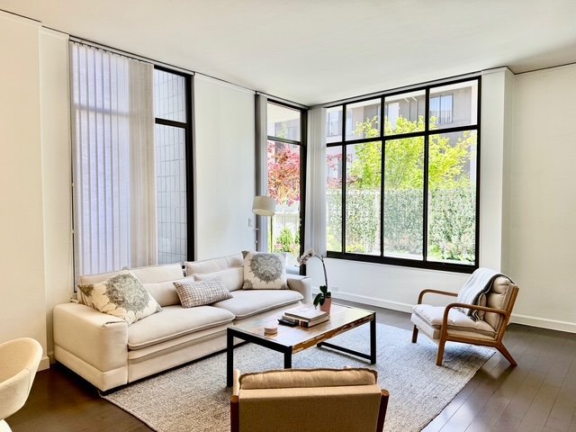 Foto del edificio - 150 Lombard St