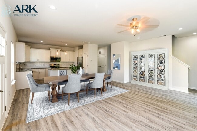 Foto del edificio - 5612 Woodard St