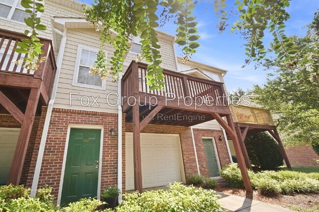 Building Photo - 153 Forest Ridge Rd