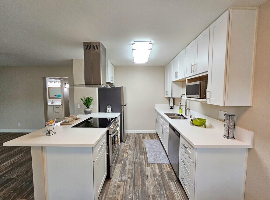 Parklane Apartments