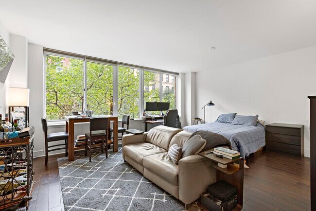Foto del edificio - 1100 Maxwell Ln