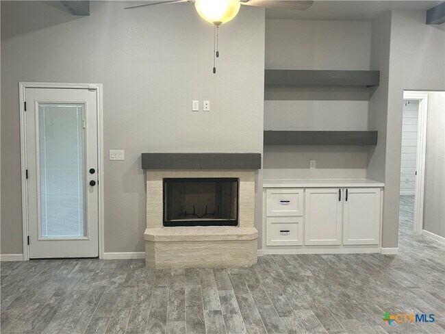 Foto del edificio - 1614 Curlew Ln