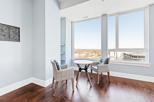 Foto del edificio - Stunning Studio Apartment with Spectacular...