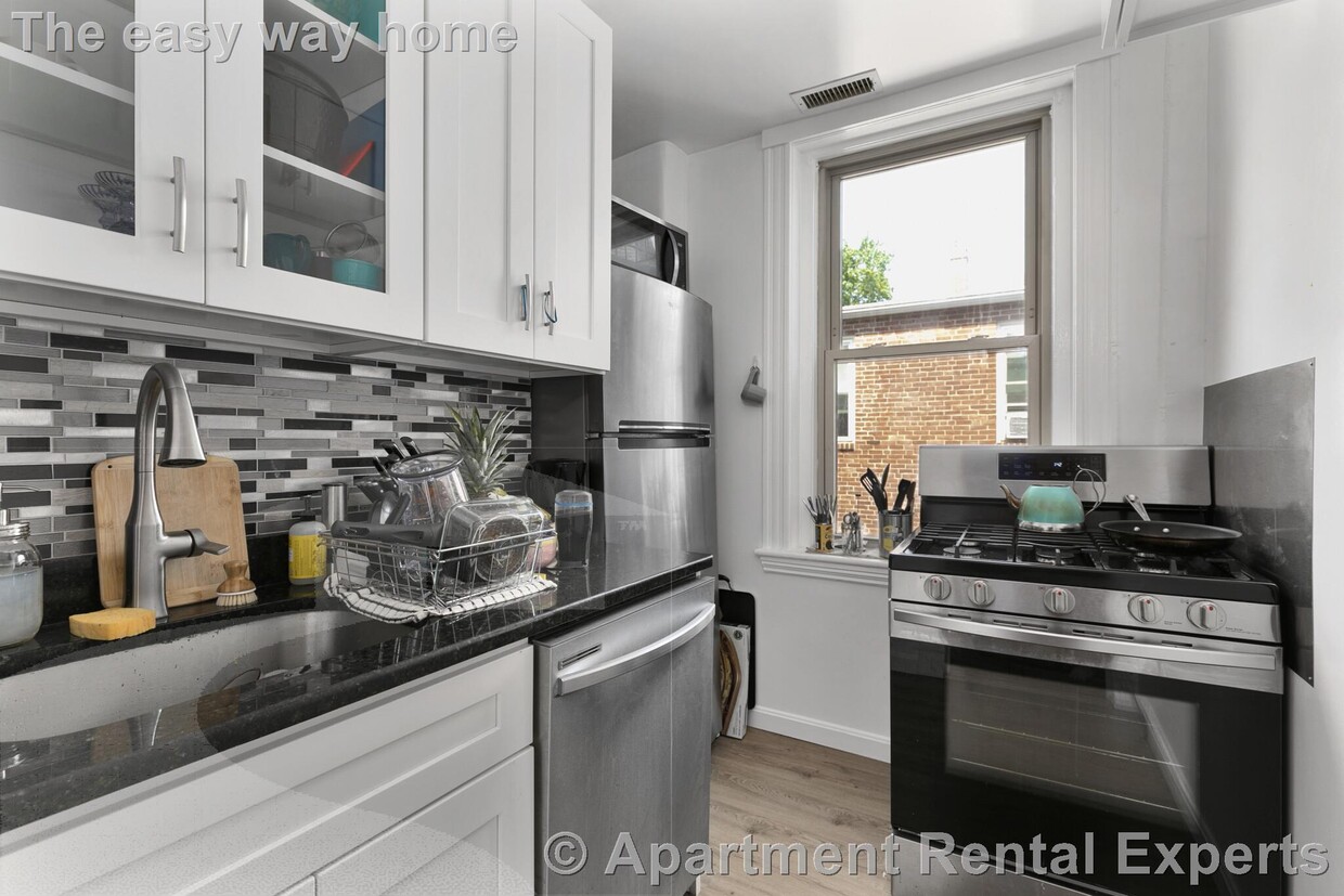 Primary Photo - 7 Woodbridge St