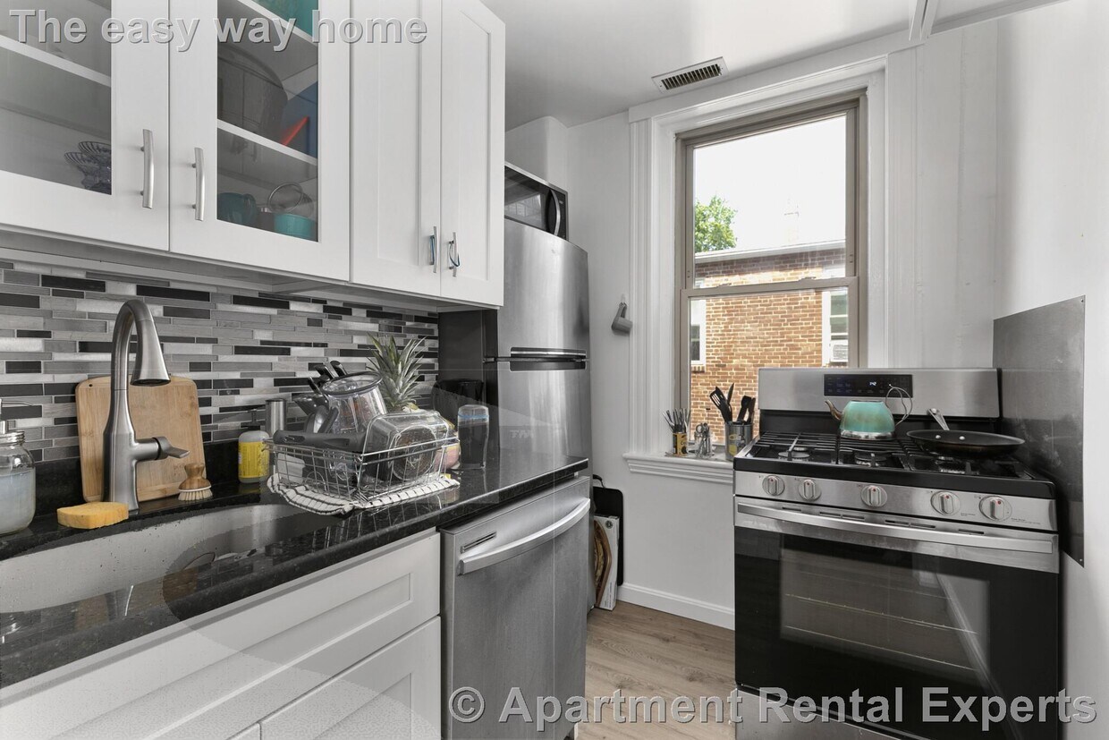 Primary Photo - 7 Woodbridge St