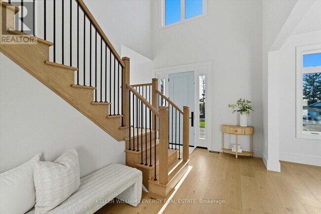 Photo du bâtiment - 631 Mill St S