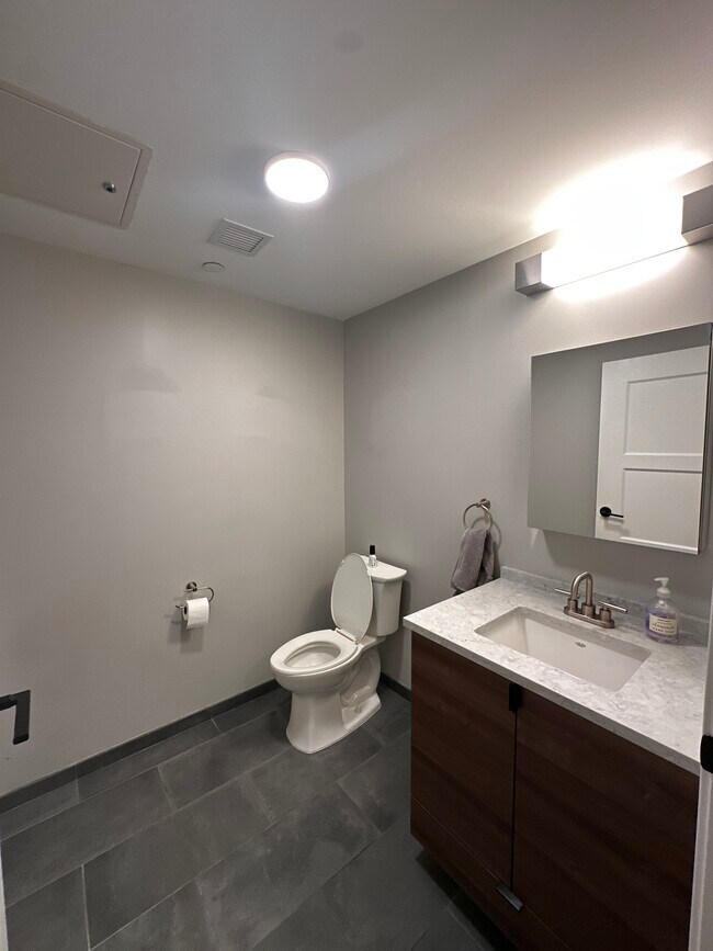 Foto del edificio - 109 Hemenway St