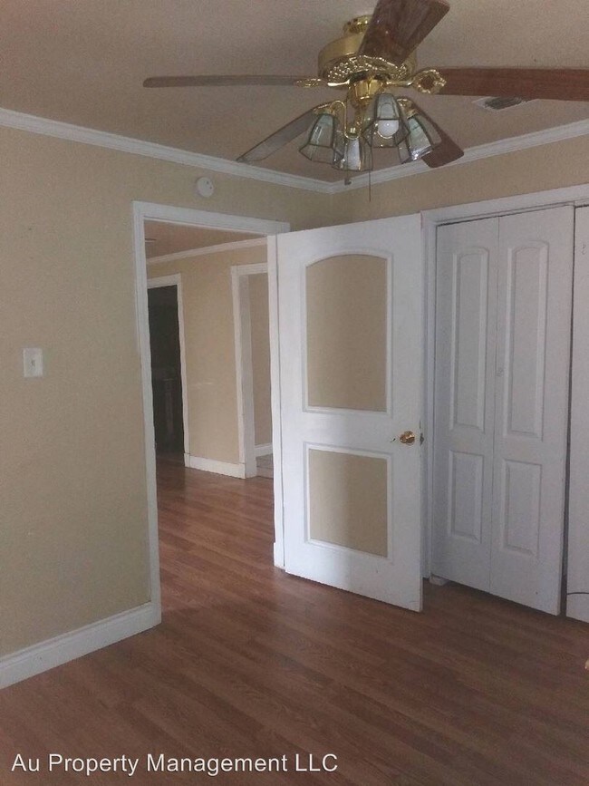 Building Photo - 3 br, 1 bath House - 3402 S TAYLOR ST
