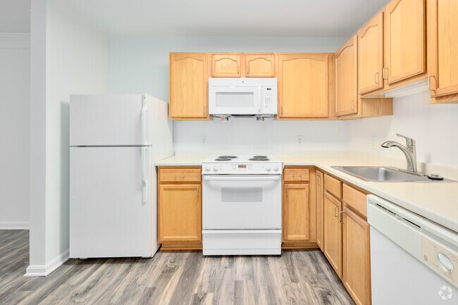2 habitaciones, 1 baño - 872 pies cuadrados - Cocina - Park Place Senior