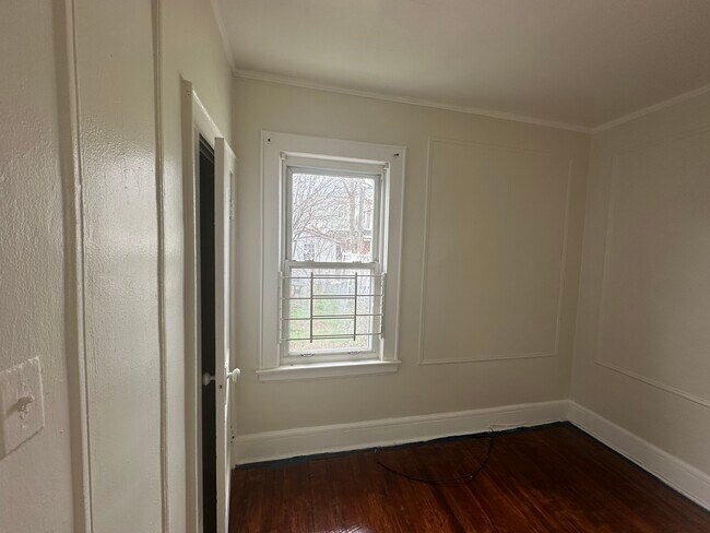 Building Photo - 41 Western Pky
