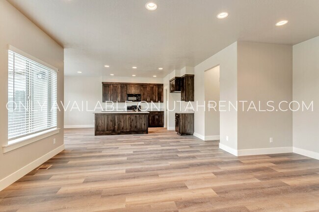 Foto del edificio - 638 W 1870 S