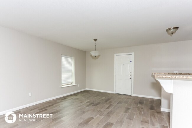 Building Photo - 1217 Canyon Oaks Dr