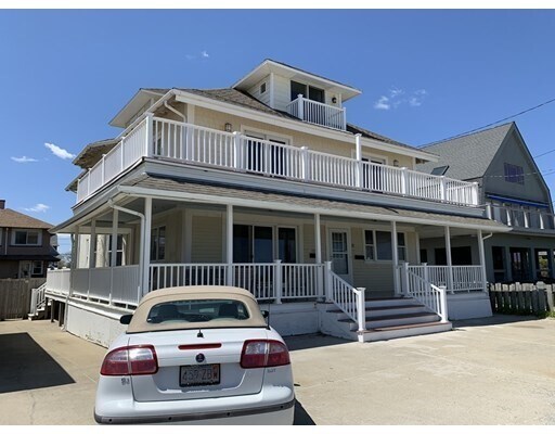 Primary Photo - 119 Beach Ave