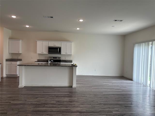 Foto del edificio - 6229 Old Bridge Way