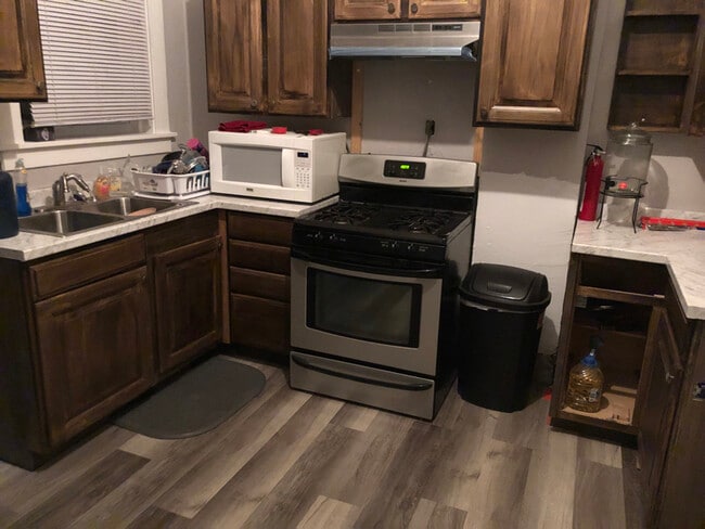 Photo - 907 Chartiers Ave Apartment