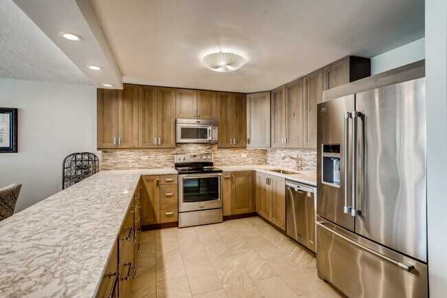 Foto del edificio - 1636 N Wells St