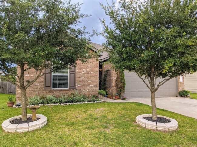 Building Photo - 5508 Nelson Oaks Dr