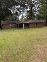Building Photo - 103 Aurora Dr