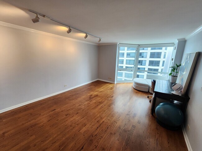 Foto del edificio - 195 N Harbor Dr