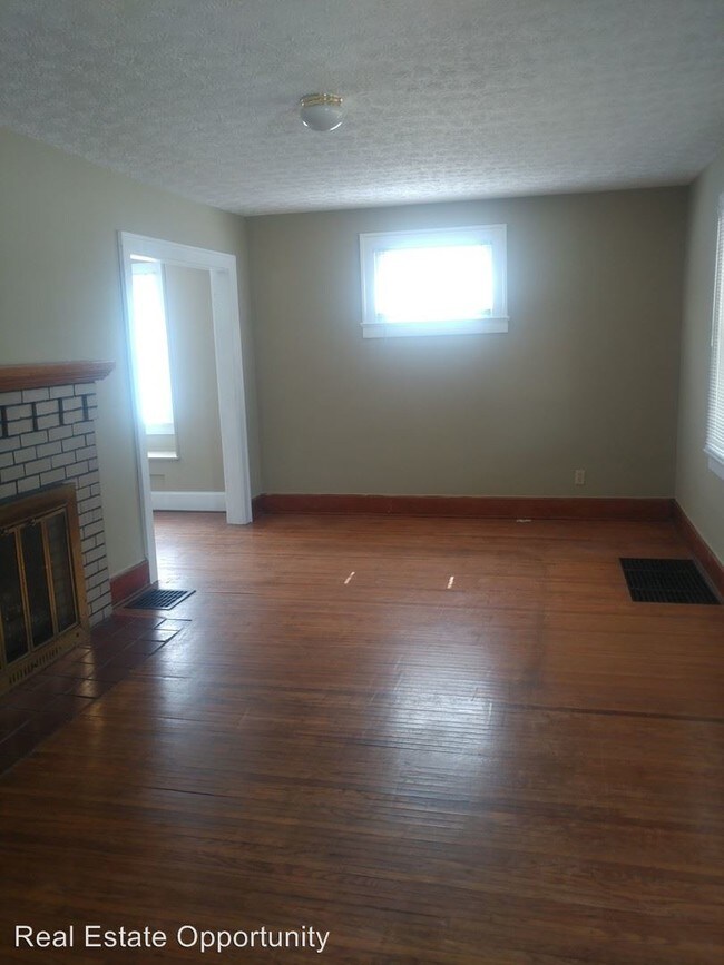 Foto del edificio - 2 br, 1.5 bath House - 1858 Harrisburg Pike