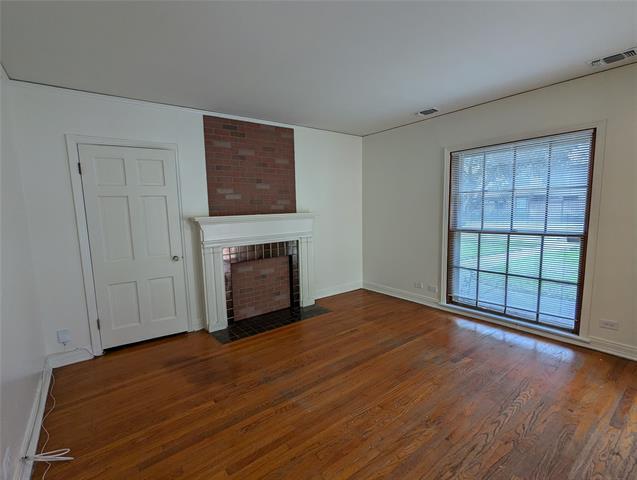 Building Photo - 5326 Longview St
