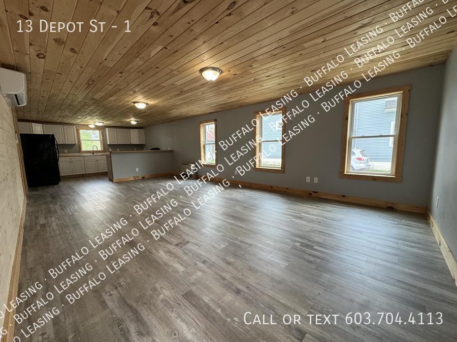 Primary Photo - 13 Depot St
