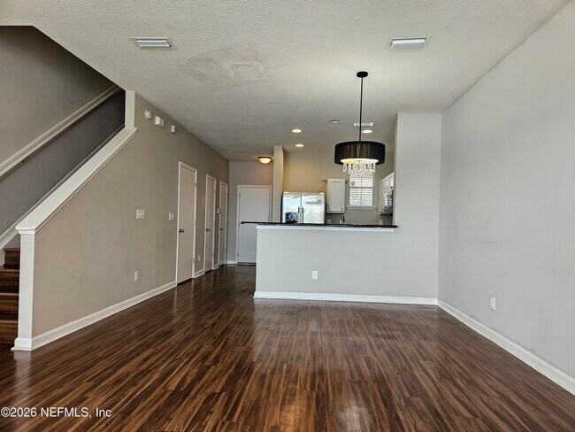 Foto del edificio - 2334 Sunset Bluff Dr