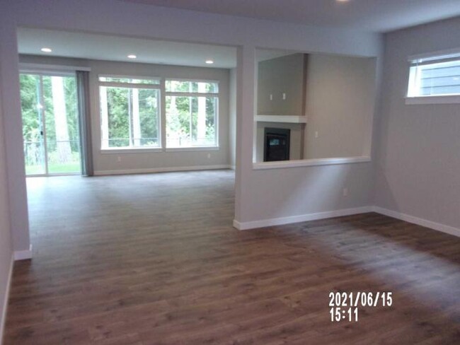 Building Photo - 5 bedroom in Lake Stevens WA 98258