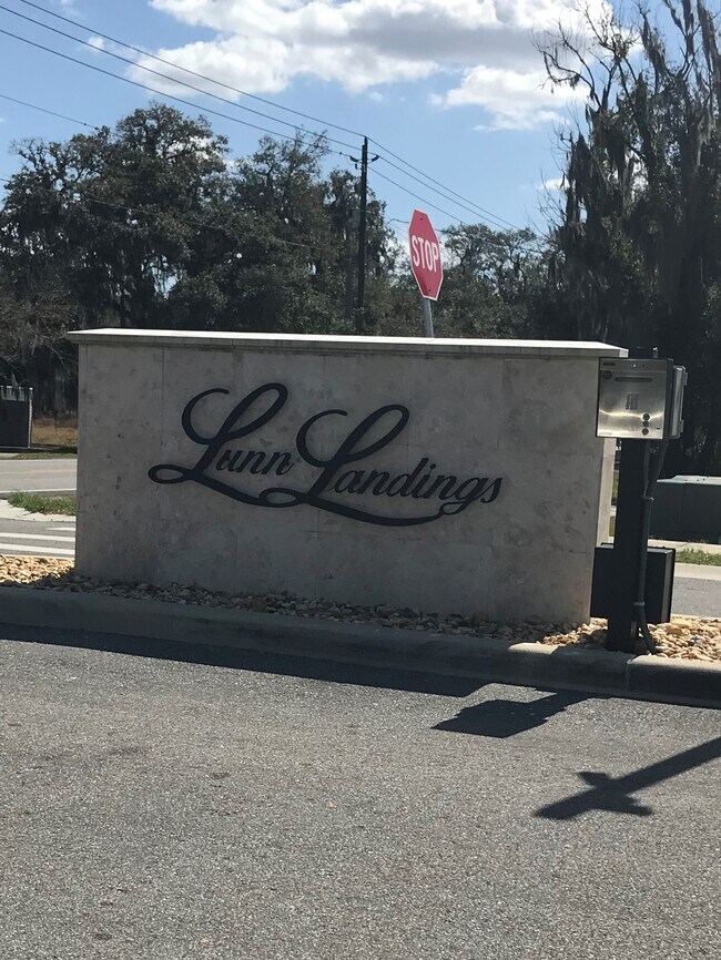 Foto del edificio - 5442 Lunn Landings Ave
