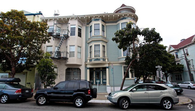 Building Photo - 150-154 Sanchez St