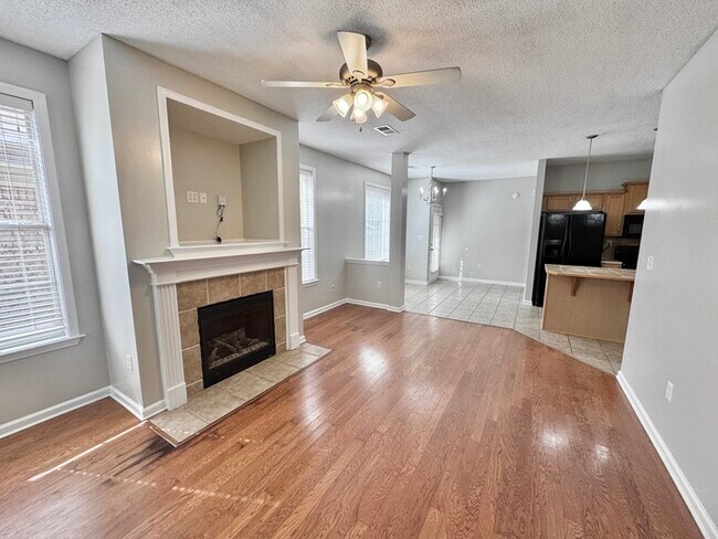 Foto del edificio - 12240 Longleaf Oak Trail