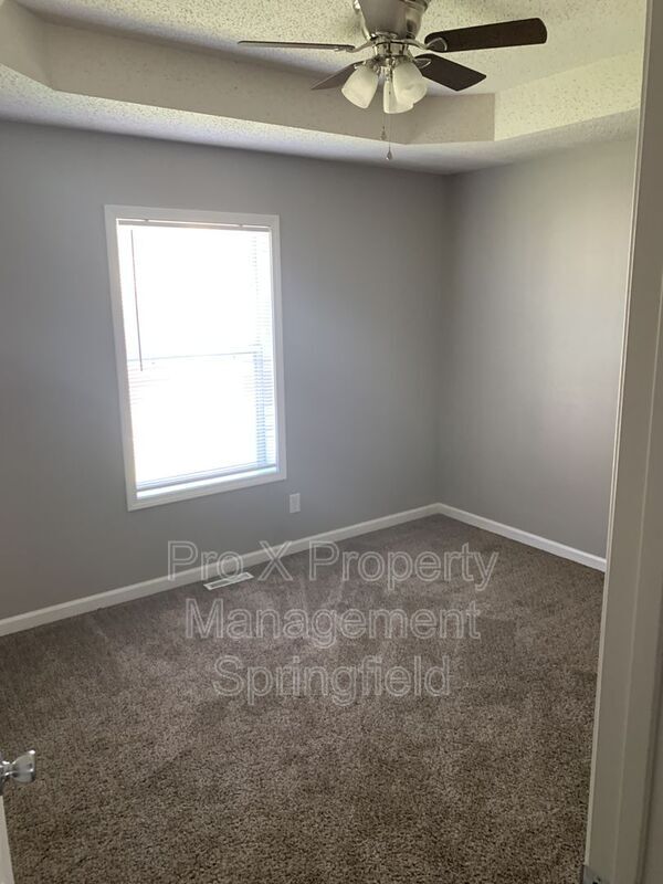 Foto del edificio - 4131 S Glenn Ave