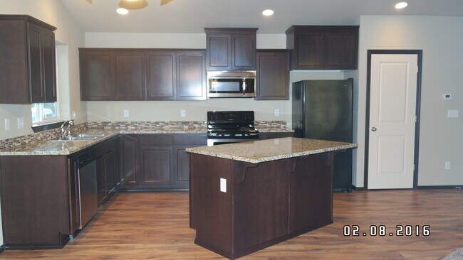 Foto del edificio - 1529 E Gateway Heights Loop