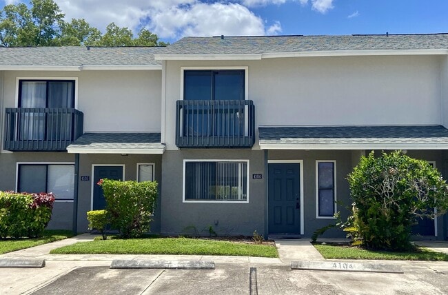Building Photo - 4104 Inlet Cir