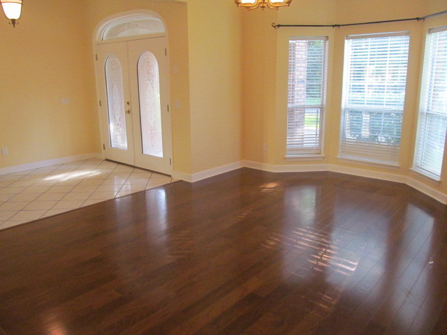 Building Photo - Grand Lagoon Shores