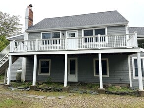 Building Photo - 18 Wingaersheek Rd