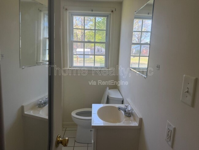 Building Photo - 1117 Cypress St
