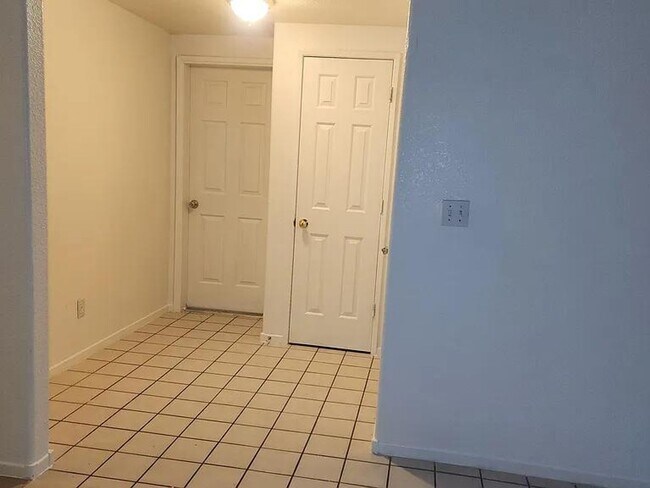 Foto del edificio - California City Family Home