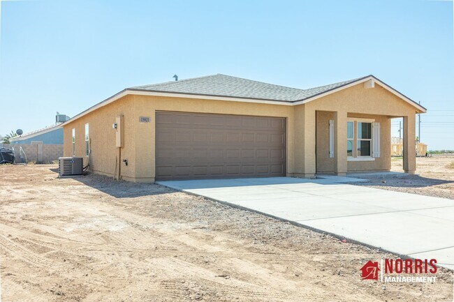Building Photo - MOVE IN SPECIAL! Beautiful Brand New Home ...