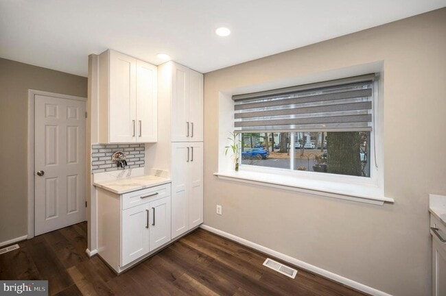 Building Photo - 2376 Generation Dr