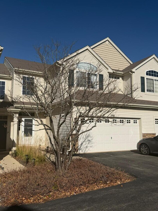 Foto principal - 549 S Jade Ln