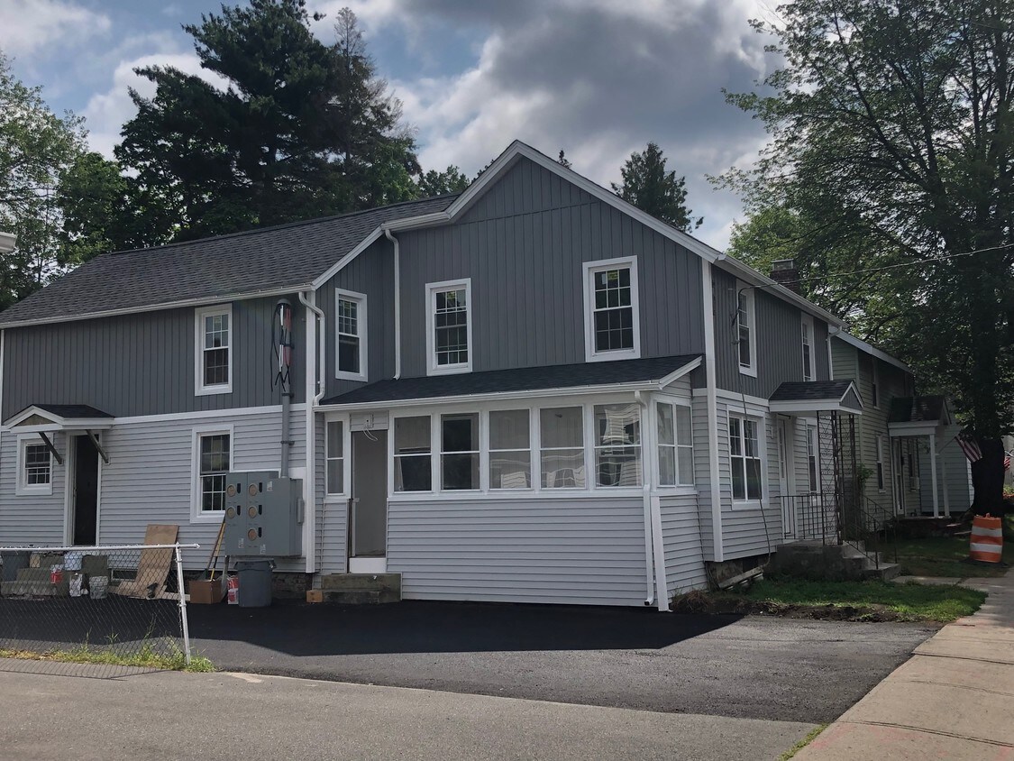 99 Cottage St, Easthampton, MA 01027 Apartments in Easthampton, MA