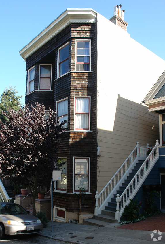 Building Photo - 32-36 Delmar St
