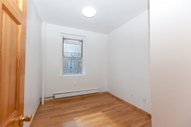 Building Photo - 287 North 8th Street